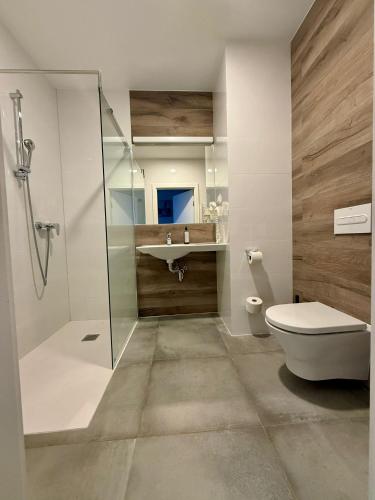 Et badeværelse på Aparthotel Apartamenty Czarna Góra 0101