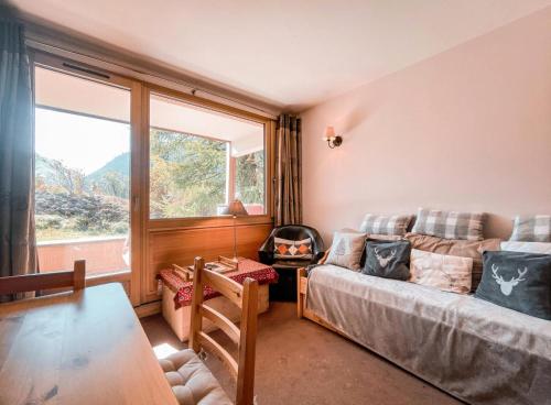 Résidence Saint Michel - Charmant appartement 2 pièces 6 personnes au calme avec garage, offrant une vue sur les montagnes, proche des pistes, dans le qu MAE-6743