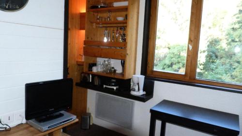 Kuchyň nebo kuchyňský kout v ubytování Résidence Nova - Studio pour 2 Personnes MAE-1233