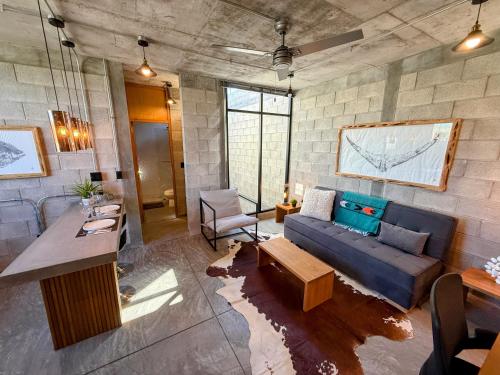 Posezení v ubytování Santas y Santos