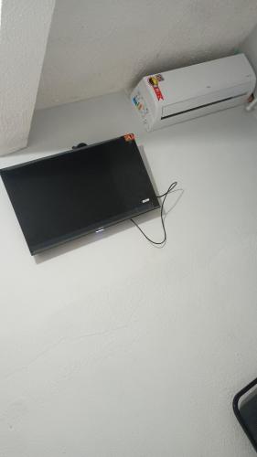 Μια τηλεόραση ή/και κέντρο ψυχαγωγίας στο Pousada praia avenida