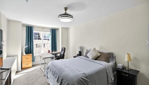 Postel nebo postele na pokoji v ubytování Utopia Rooms