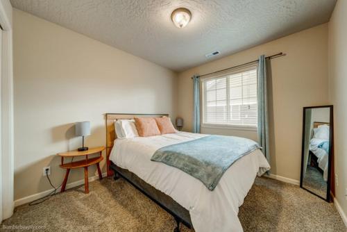 Postel nebo postele na pokoji v ubytování Relax in Post Falls with No Noise Pollution