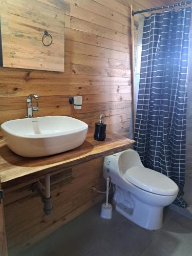 Et badeværelse på Casa Dango Bariri