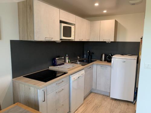 Galeriebild der Unterkunft Maison Familiale 2 Chambres à Belle Dune - Animaux Admis - FR-1-482-173 in Fort-Mahon-Plage