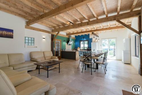 Fotografie z fotogalerie ubytování Castel ginest v destinaci Pébées