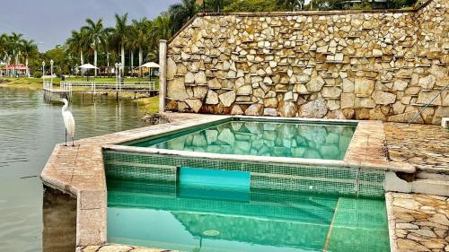 Bazén v ubytování Villas Náutico Chairel nebo v jeho okolí