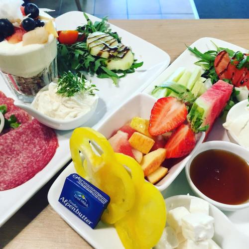 B&Bの敷地内または近くでの食事または食べ物