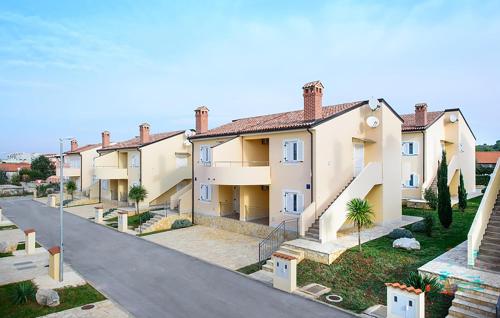 Lovely Apartment In Medulin