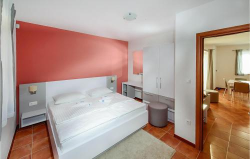 Nice Apartment In Medulin With Wifi
