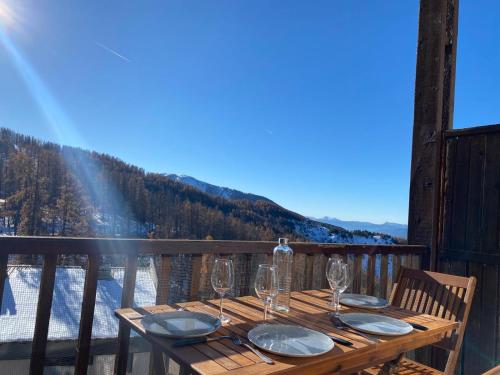Magnifique duplex Valberg 50m terrasse garage 5 min pistes