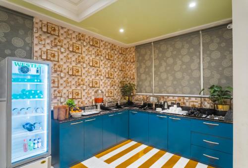 Η κουζίνα ή μικρή κουζίνα στο Hotel Rudura Palace