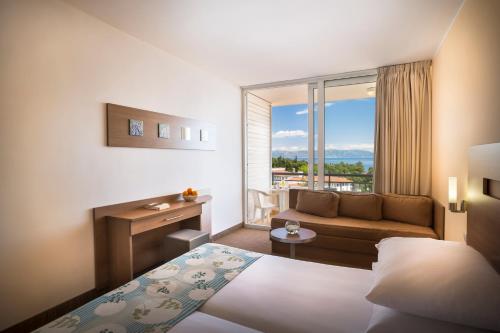 Afbeelding uit fotogalerij van Miramar Sunny Hotel in Rabac