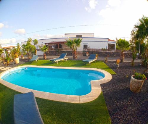 Villa 150m2 wifi fibre piscine BBQ parking