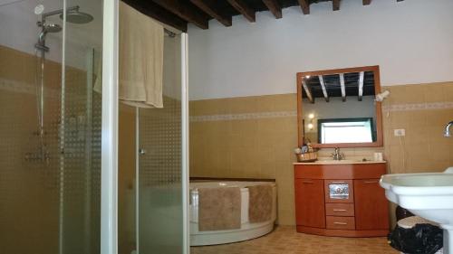 Koupelna v ubytování Casita del Medianero