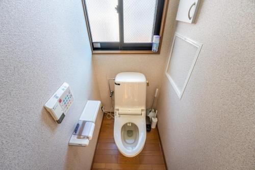 3 Minutes to Tamade Station Over 150sqm 3 Private Rooms Up to 11 Guests Namba 7 Minutes
