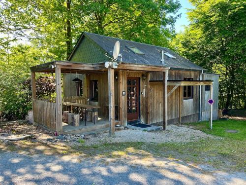 Ảnh trong thư viện ảnh của Chalet de la Garenne - au camping ở Herbeumont