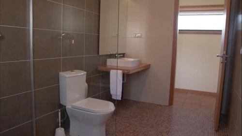 Phòng tắm tại Quinta de Agriboa House