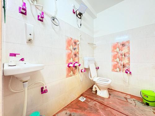 Et badeværelse på The Manas Kanya Mandar Mani
