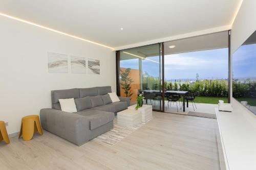 LXR Crown Residence 2BR Design