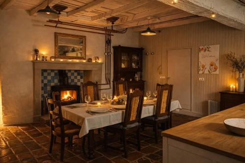 Fotografie z fotogalerie ubytování Charente Cozy Family Winter Retreat v destinaci Theil-Rabier