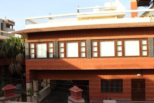 Ban công/sân hiên tại Ehsaas - Bungalow in Jaipur
