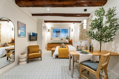 Antibes Old Town Apartment photo 16