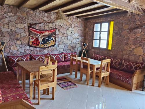 Zona de estar de Wave Riders Hostel