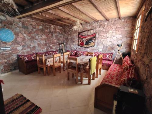 Zona de estar de Wave Riders Hostel