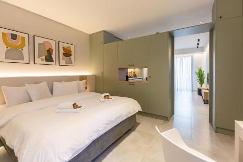 2 Separate Apts Together with Yard and Seperate Entrances near the Heart of Kalamata