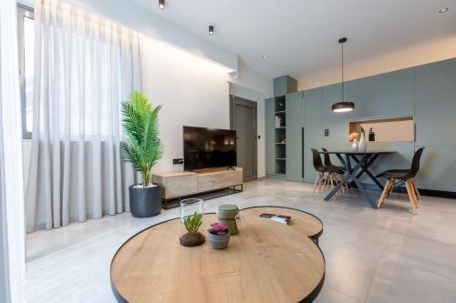2 Separate Apts Together with Yard and Seperate Entrances near the Heart of Kalamata
