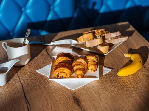 Mad på hotellet eller i nærheden