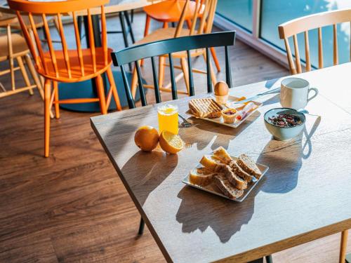 Mad på hotellet eller i nærheden