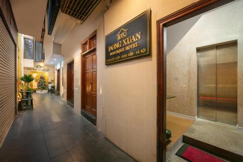 Dong Xuan Boutique Hotel — Facade/entrance