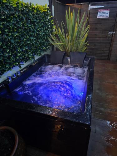 Afbeelding uit fotogalerij van Rock Ridge Villa in Abertillery