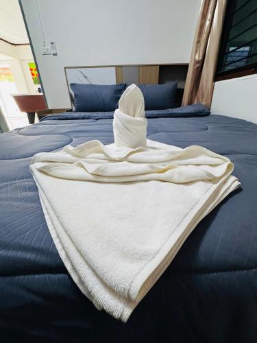 Billede fra billedgalleriet på Villa Mayfair 4 bedrooms sea view with pool table i Ban Bang Chak