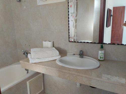 Koupelna v ubytování Camera a 2 minuti dal mare e la mosquee Hassan 2