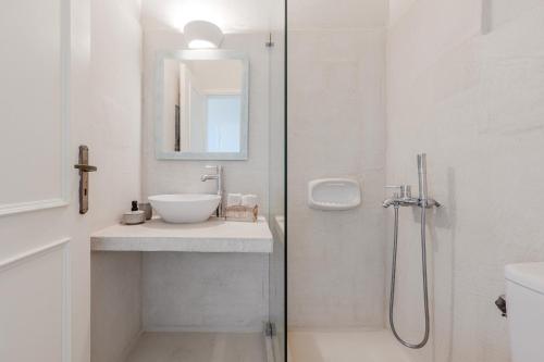 Et badeværelse på Sea View Villas