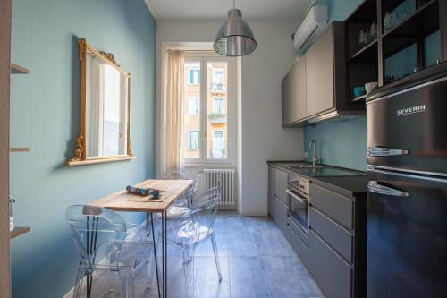 HACCA Collection - Chic 2BR in Cool Porta Venezia District photo 5
