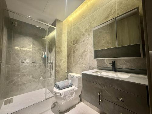 Et badeværelse på 2min walk to TRX,KLCC view Gaming 2pax swimming pool