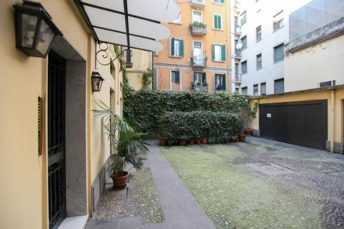 HACCA Collection - Chic 2BR in Cool Porta Venezia District photo 36