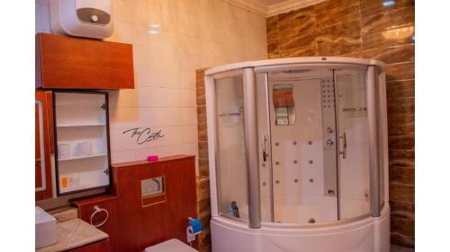 Phòng tắm tại The castle private villa