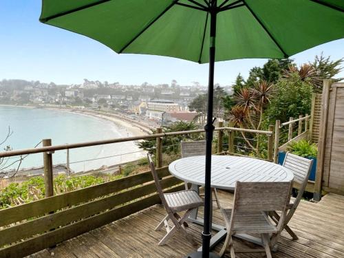 Appartement VUE MER surplombant la plage Trestraou à PERROS-GUIREC - Réf 912