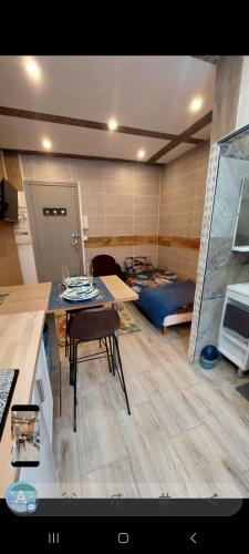 Studio tt équipé