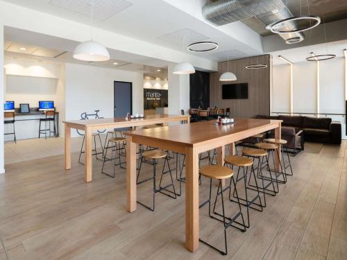 Et tv og/eller underholdning på Mantra MacArthur Hotel