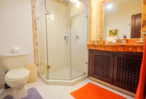 Vonios kambarys apgyvendinimo įstaigoje Playa Kaan Condominiums- Unit 22