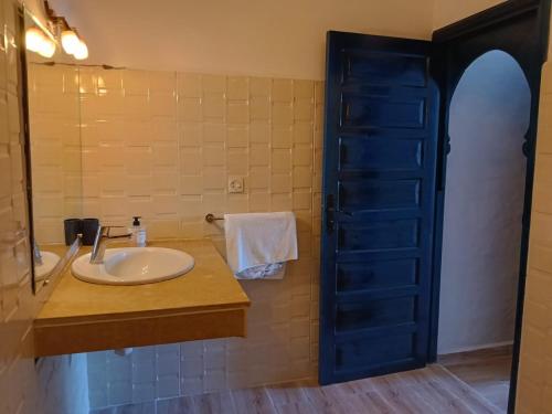 Ένα μπάνιο στο Maison Oualidia Vue sur Mer-Jardins de la Lagune