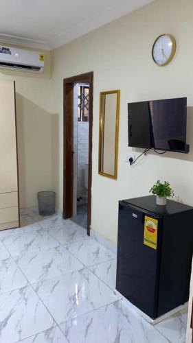 TV/trung tâm giải trí tại Nick Jaak's Courtyard Apts