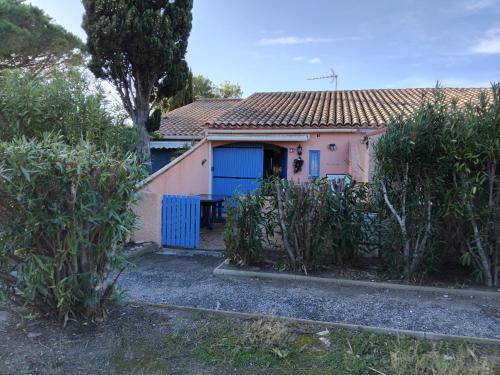 Maison au calme, terrasse & plage proche