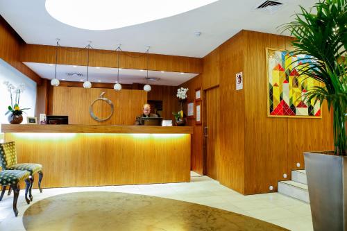 Hotel Opera Image